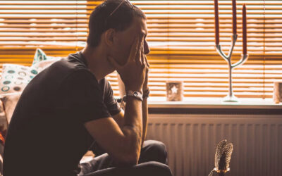 AI and Screens Fueling a Generation of Depressed, Isolated and Gender-Confused Youth, Experts Warn